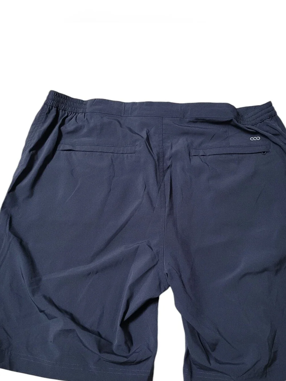 (NWT) 33,000ft Golf Shorts 9 inch Inseam Quick Dry Shorts